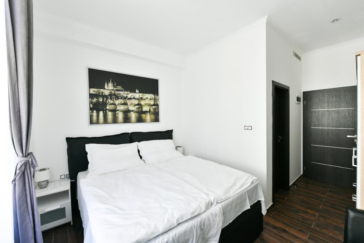 Apartmany Na Namesti 85 Jindrichuv Hradec Exterior photo