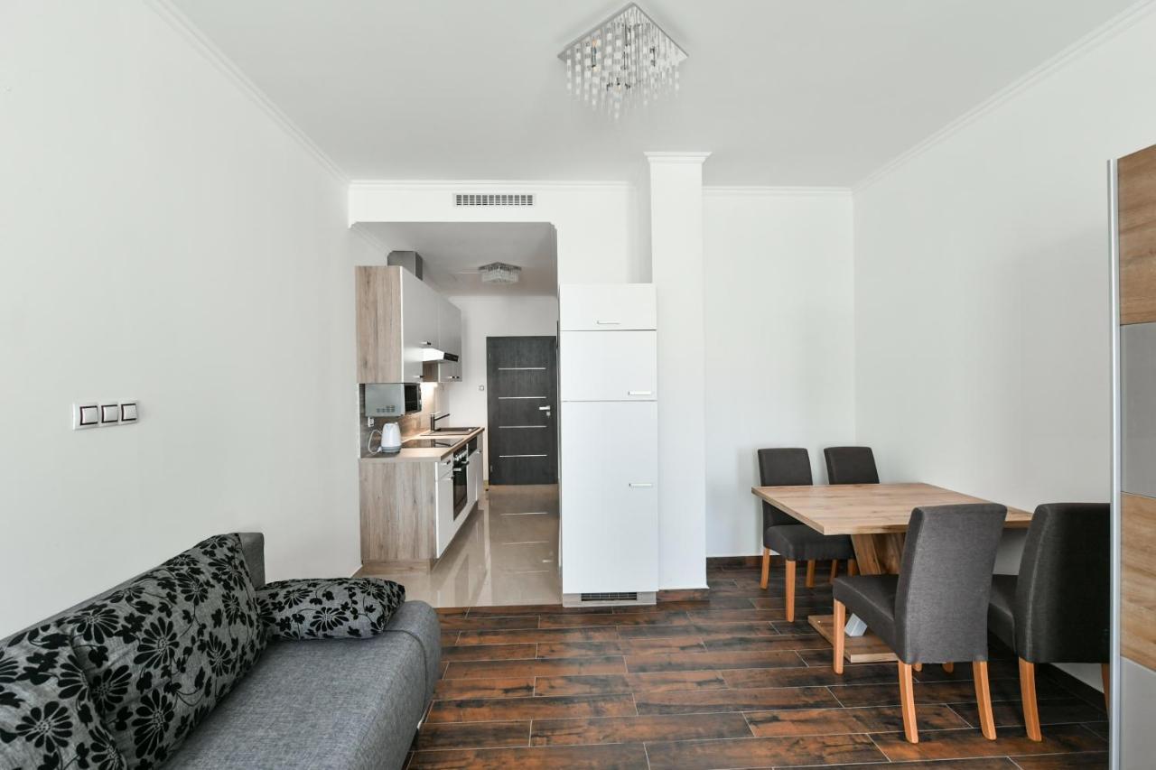 Apartmany Na Namesti 85 Jindrichuv Hradec Exterior photo
