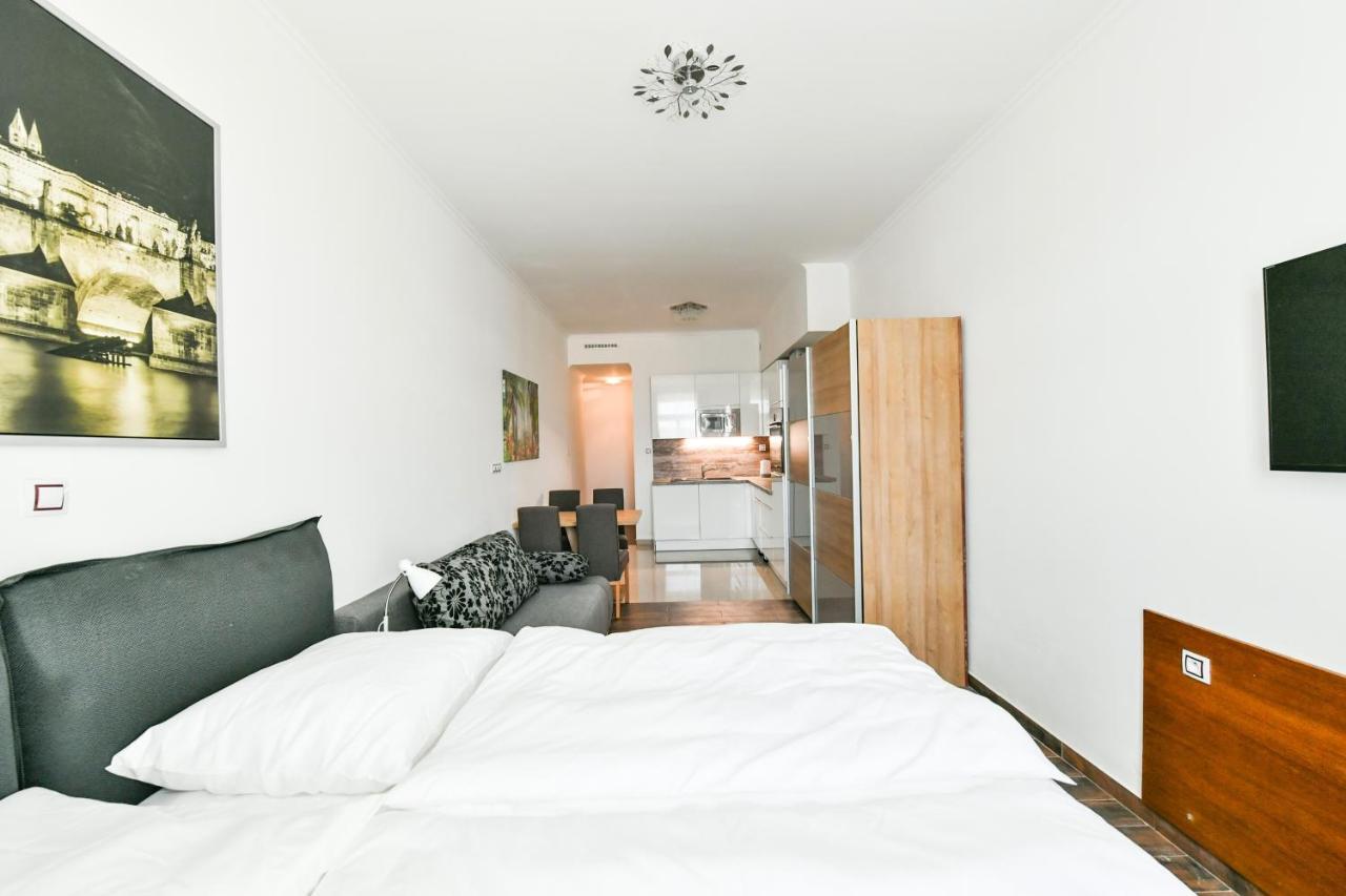 Apartmany Na Namesti 85 Jindrichuv Hradec Exterior photo
